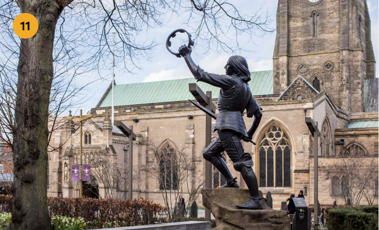 King Richard III Statue in front of Leicester Cathedral