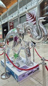 A Sparkly elephant