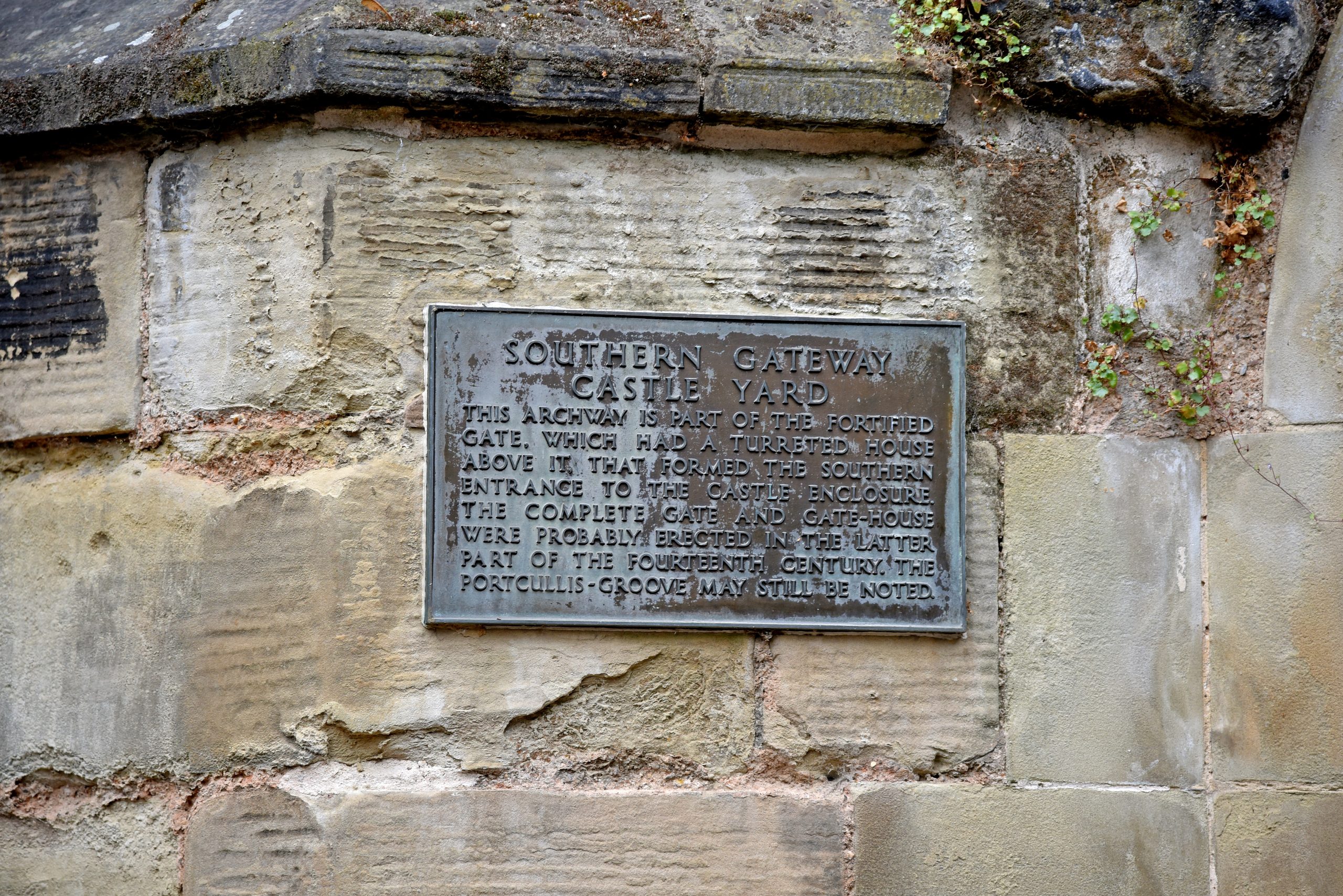 The newarke gateway plaque