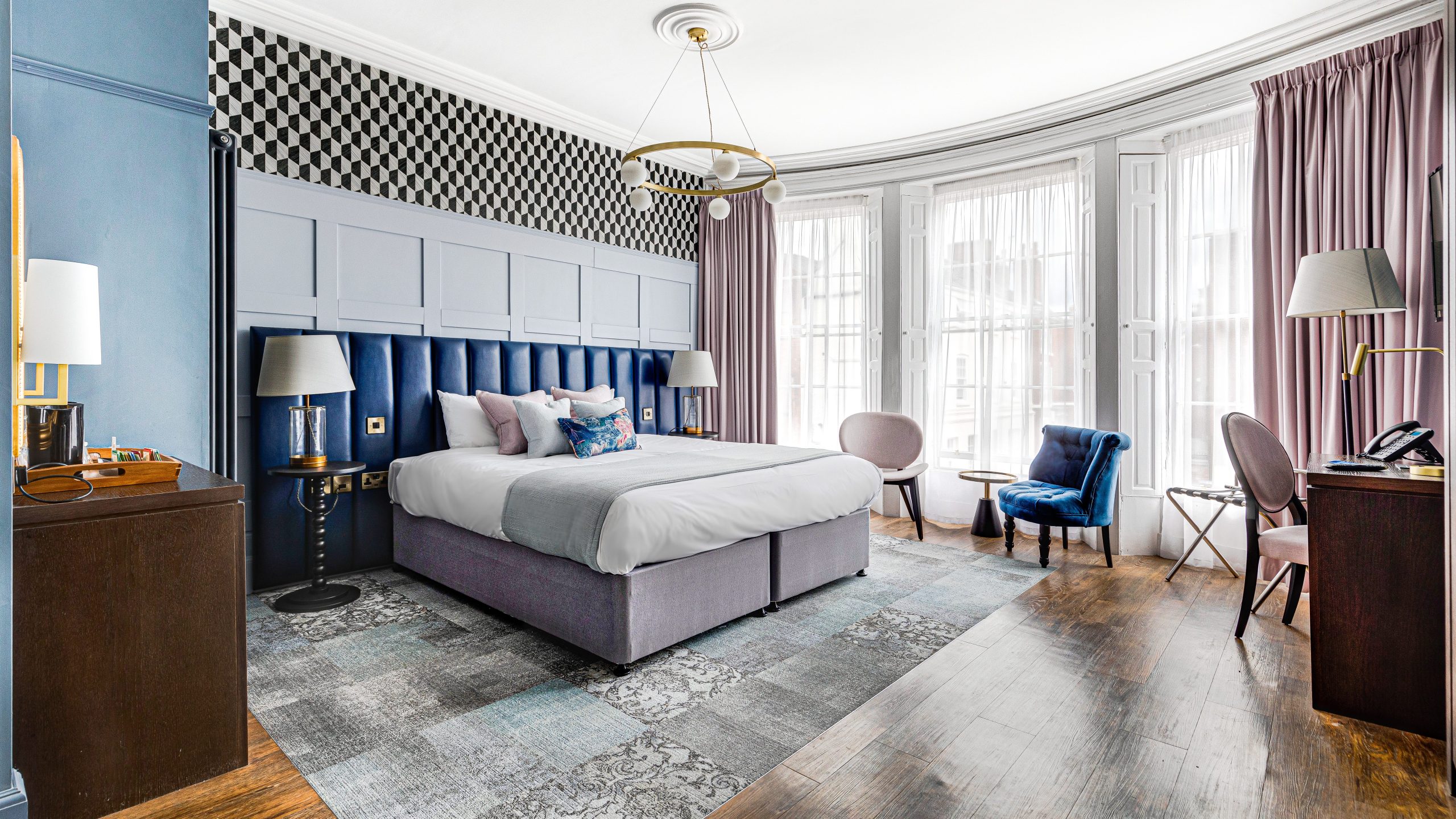 St Martin's Lodge bedroom